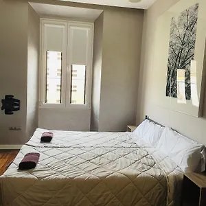 https://apt-7seven-apartament.hotelsinnerja.org